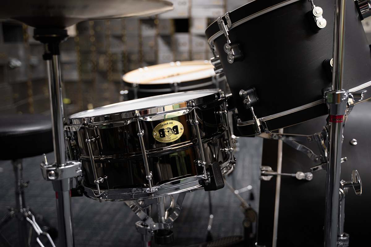 drum black and white drum set percussion